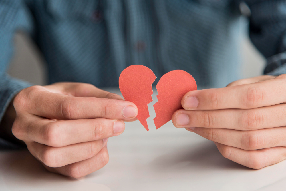 Quelles sont les causes du syndrome du cœur brisé ?