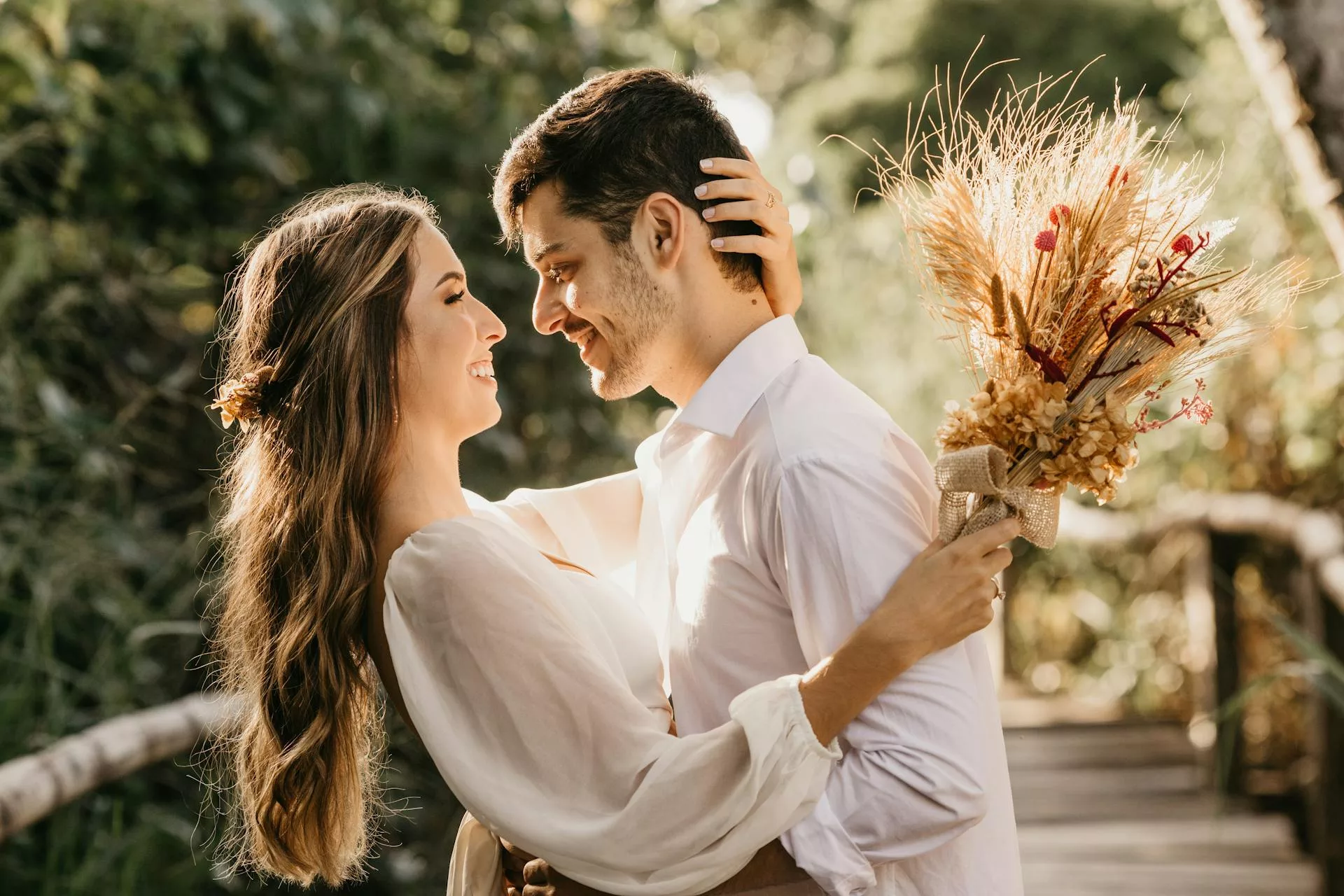 Comment un homme exprime-t-il son attirance pour une femme ?